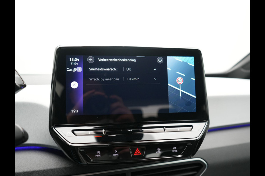 Volkswagen ID.3 Pro S 77 kWh 204pk Dealer O.H. | Stuur Verwarmd | Alcantara Sportstoelen | Apple Carplay | 19"L.M | Sfeerverlichting | Navigatie | Virtual | DAB |