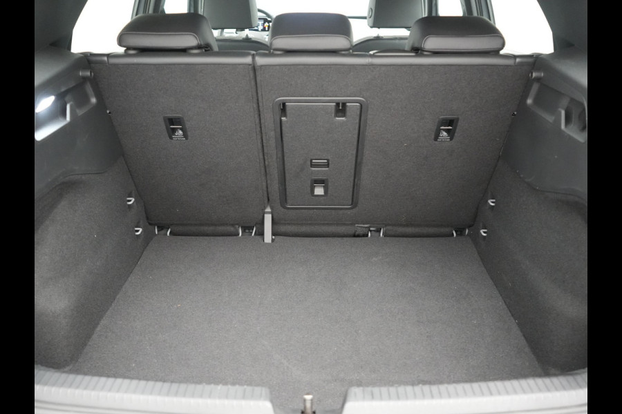Volkswagen ID.3 Pro S 77 kWh 204pk Dealer O.H. | Stuur Verwarmd | Alcantara Sportstoelen | Apple Carplay | 19"L.M | Sfeerverlichting | Navigatie | Virtual | DAB |