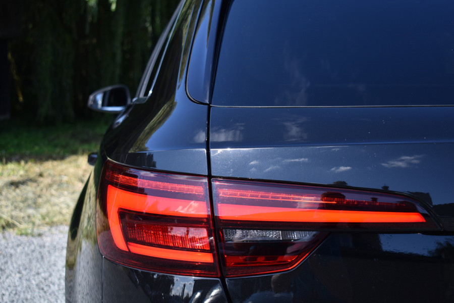 Audi A4 Avant 35 TFSI 2.0 150PK S-TRONIC SPORT EDITION NAVI/PDC/LED