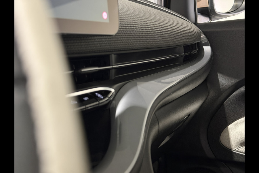 Fiat 500 La Prima 42 kWh | JBL! audio | Verwarmbare stoelen | Panorama dak | Full led |