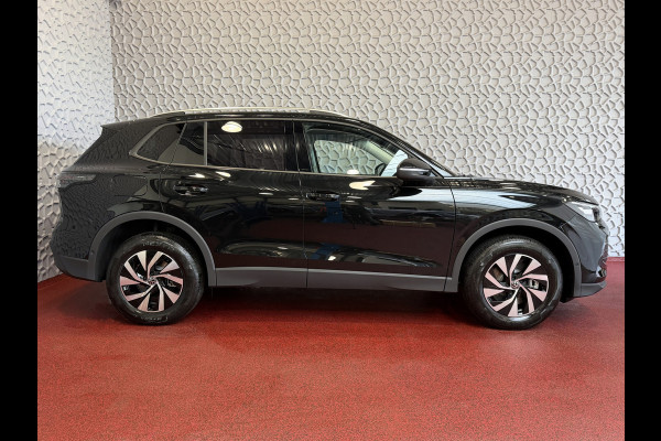 Volkswagen Tiguan 1.5 eHYBRID TREKHAAK PANORAMA STOEL/STUUR VERW CAMERA ELEK.KLEP PHEV PLUG IN HYBRID