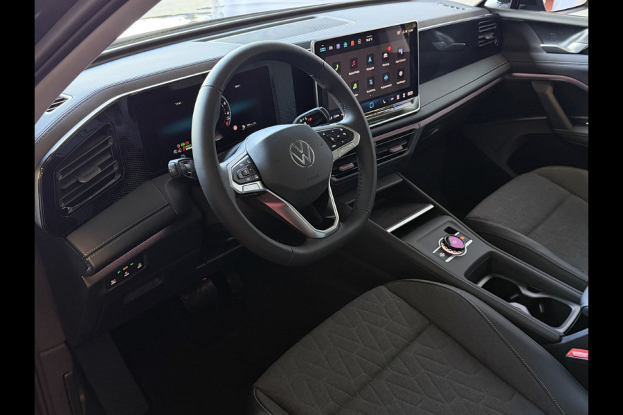 Volkswagen Tiguan 1.5 eHYBRID TREKHAAK PANORAMA STOEL/STUUR VERW CAMERA ELEK.KLEP PHEV PLUG IN HYBRID
