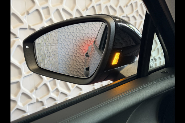 Volkswagen Tiguan 1.5 eHYBRID TREKHAAK PANORAMA STOEL/STUUR VERW CAMERA ELEK.KLEP PHEV PLUG IN HYBRID