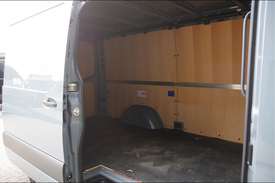 Mercedes-Benz Sprinter 317 1.9 CDI L2H1 3-ZITS, AUT. LED, 3.5T TREKHAAK, CAMERA, NAVI, CRUISE, CLIMA