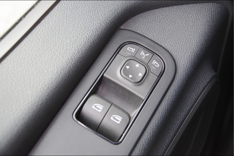 Mercedes-Benz Sprinter 317 1.9 CDI L2H1 3-ZITS, AUT. LED, 3.5T TREKHAAK, CAMERA, NAVI, CRUISE, CLIMA