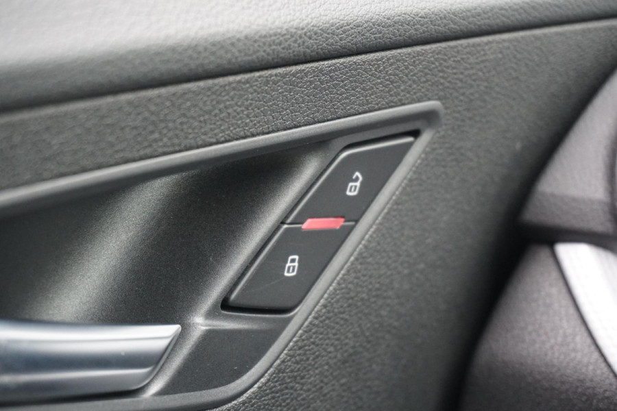 Audi Q2 35 TFSI S Edition 150pk + NAVI / LED / STOELVERWARMING / DAB