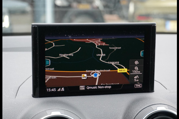 Audi Q2 35 TFSI S Edition 150pk + NAVI / LED / STOELVERWARMING / DAB