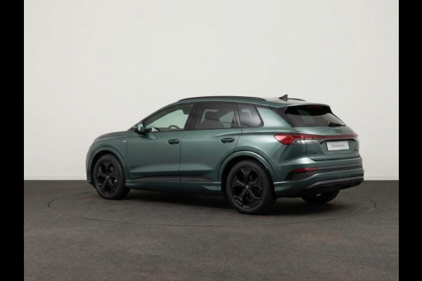 Audi Q4 e-tron S edition 40 204 pk | Optiekpakket zwart | Privacy glas | Trekhaak | Leder/stof bekleding |
