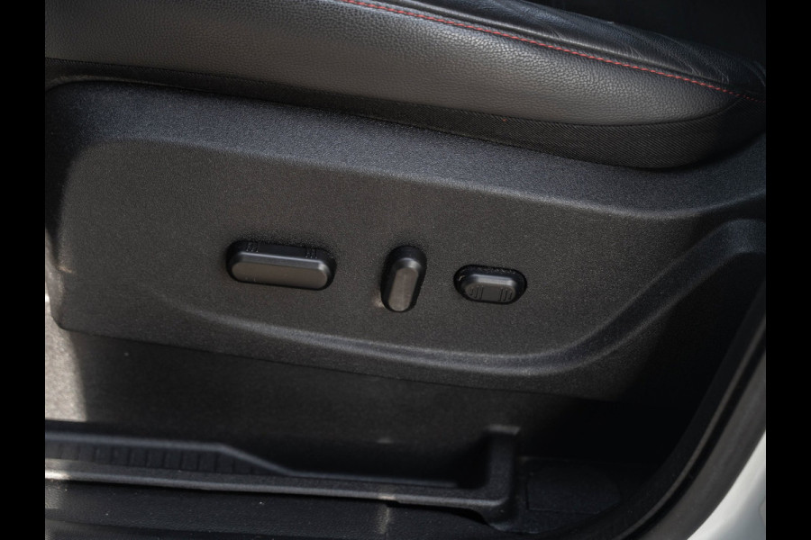 Ford Kuga 1.5 EcoBoost ST Line Sony/Camera/AppleCarPlay