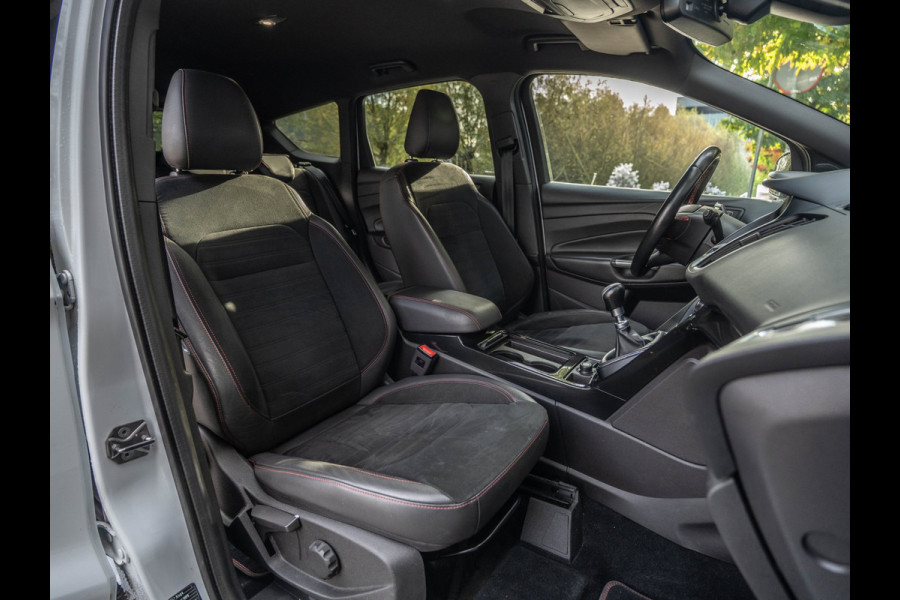 Ford Kuga 1.5 EcoBoost ST Line Sony/Camera/AppleCarPlay