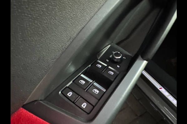Audi RSQ3 Sportback 2.5 TFSI Pano|B&O|Keyless|Carbon|Sfeer|ACC