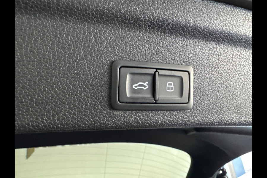 Audi RSQ3 Sportback 2.5 TFSI Pano|B&O|Keyless|Carbon|Sfeer|ACC