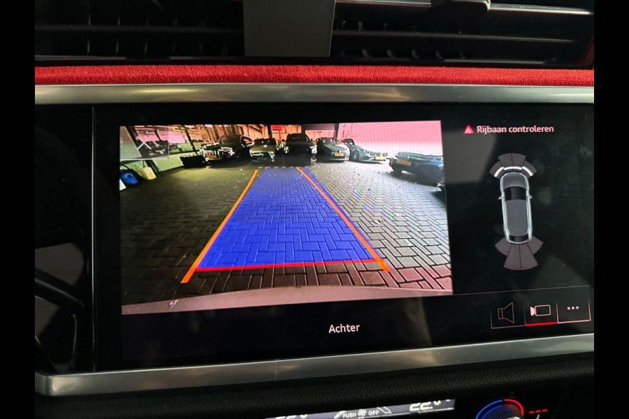 Audi RSQ3 Sportback 2.5 TFSI Pano|B&O|Keyless|Carbon|Sfeer|ACC