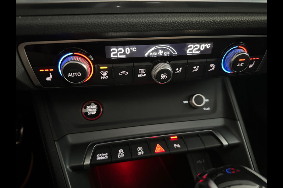 Audi RSQ3 Sportback 2.5 TFSI Pano|B&O|Keyless|Carbon|Sfeer|ACC
