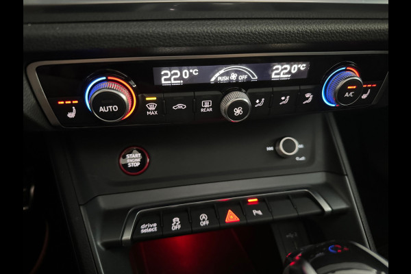 Audi RSQ3 Sportback 2.5 TFSI Pano|B&O|Keyless|Carbon|Sfeer|ACC