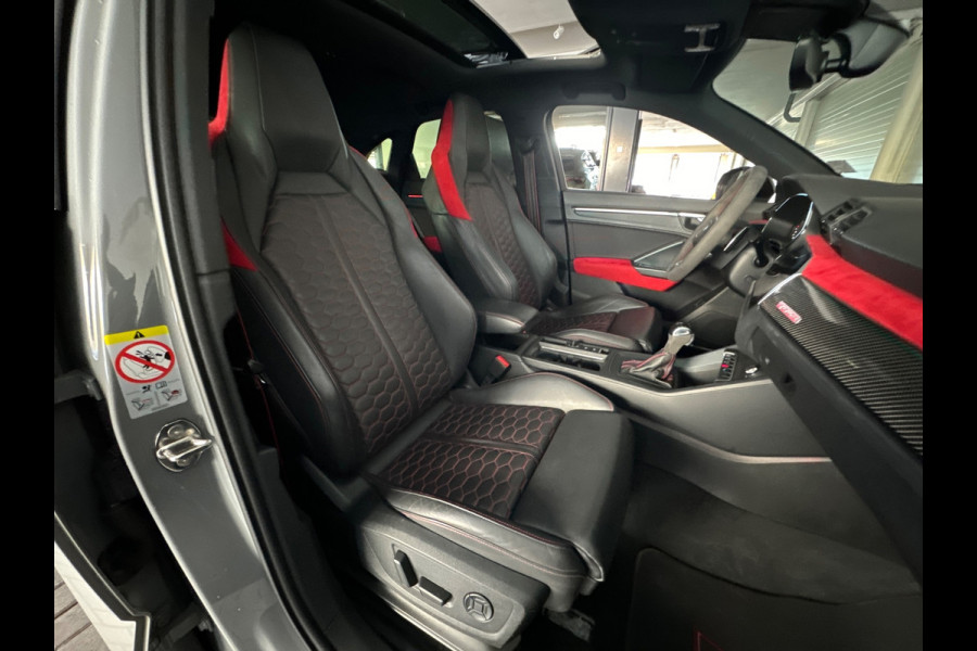 Audi RSQ3 Sportback 2.5 TFSI Pano|B&O|Keyless|Carbon|Sfeer|ACC