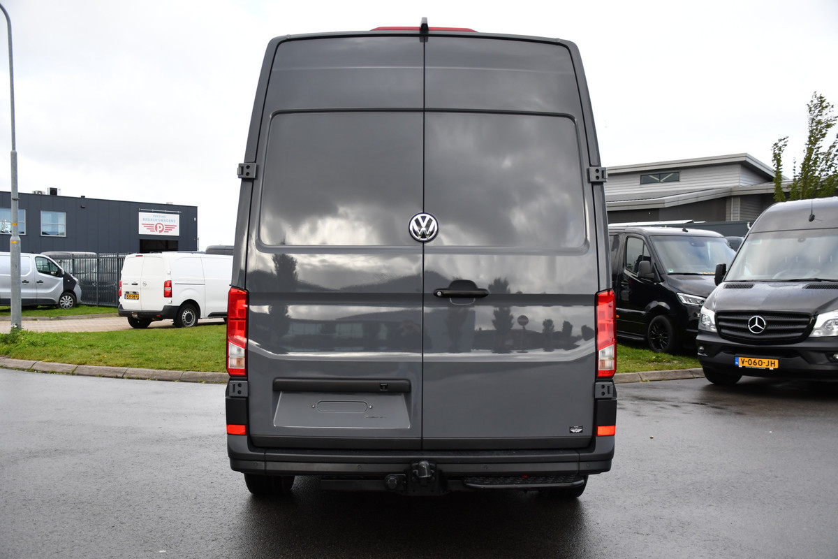 Volkswagen Crafter 35 2.0 TDI L3H3 4Motion PB Edition FULL Options! Adaptieve Cruise, Camera, LED, Carplay, 177pk, Automaat, Clima, 4x4, Stoelverwarming, Uniek!