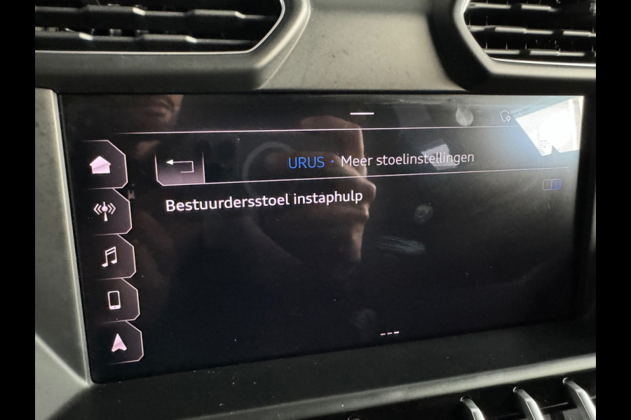 Lamborghini Urus 4.0 V8 Pano|Ceramic|Carbon|B&O 3D|Massage|Keyless
