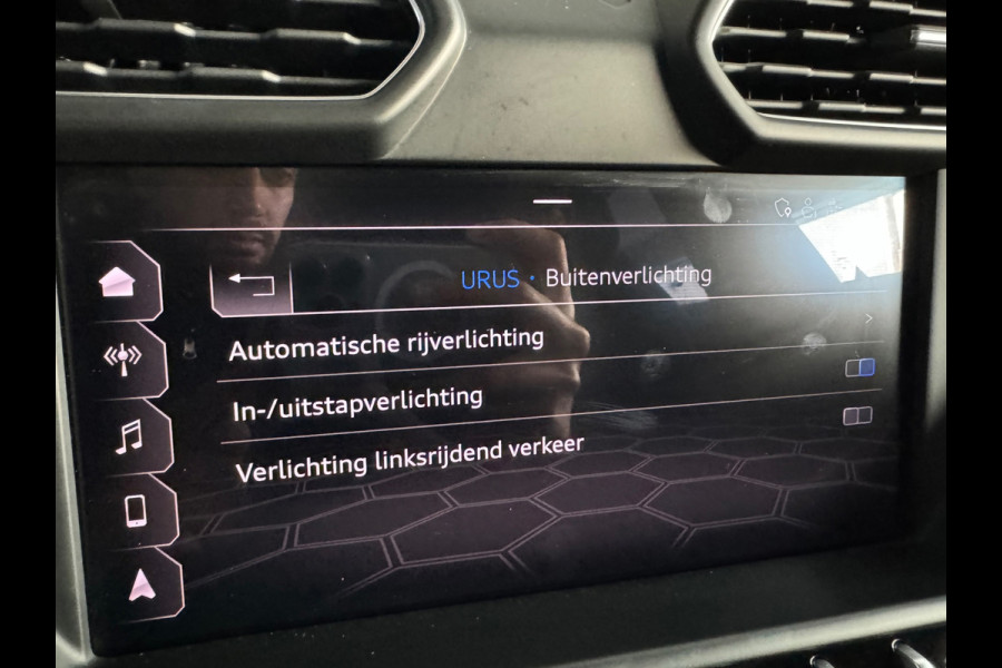 Lamborghini Urus 4.0 V8 Pano|Ceramic|Carbon|B&O 3D|Massage|Keyless