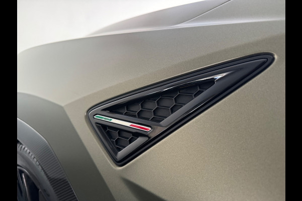 Lamborghini Urus 4.0 V8 Pano|Ceramic|Carbon|B&O 3D|Massage|Keyless