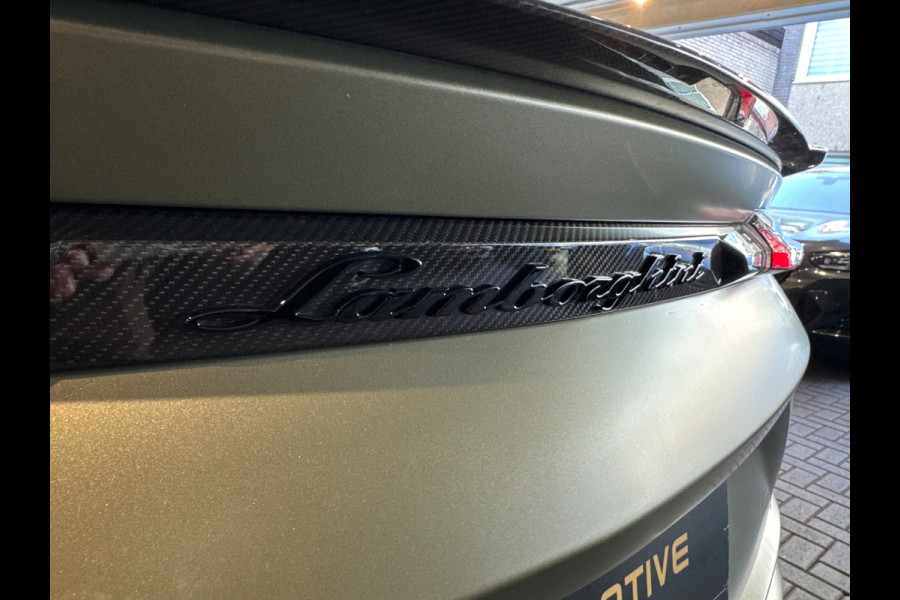 Lamborghini Urus 4.0 V8 Pano|Ceramic|Carbon|B&O 3D|Massage|Keyless