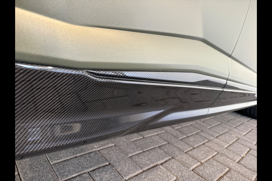 Lamborghini Urus 4.0 V8 Pano|Ceramic|Carbon|B&O 3D|Massage|Keyless