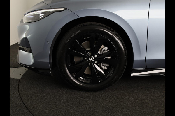 Volkswagen ID.7 Tourer Limited Edition Plus 77 kWh accu 210 kW / 286 PK V 360 Camera | Stoelverwarming | Head-up Display