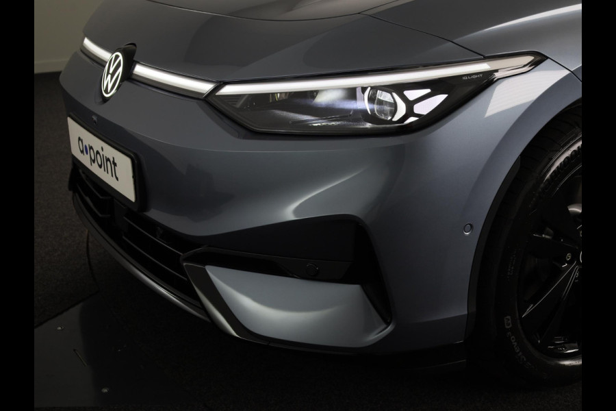 Volkswagen ID.7 Tourer Limited Edition Plus 77 kWh accu 210 kW / 286 PK V 360 Camera | Stoelverwarming | Head-up Display