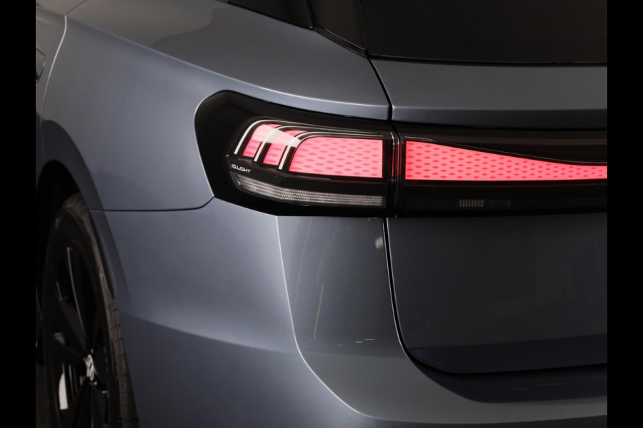 Volkswagen ID.7 Tourer Limited Edition Plus 77 kWh accu 210 kW / 286 PK V 360 Camera | Stoelverwarming | Head-up Display