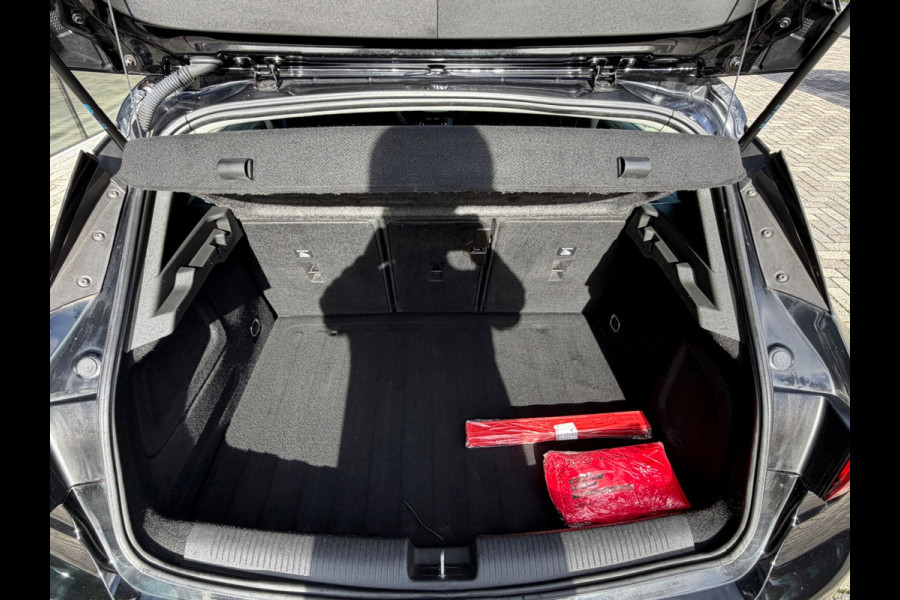 Opel Astra 1.2 Edition 131pk, NAP, 1e eigenaar, CarPlay, trekhaak, Sport stoelen