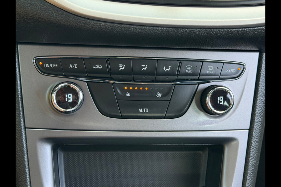 Opel Astra 1.2 Edition 131pk, NAP, 1e eigenaar, CarPlay, trekhaak, Sport stoelen