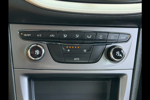 Opel Astra 1.2 Edition 131pk, NAP, 1e eigenaar, CarPlay, trekhaak, Sport stoelen