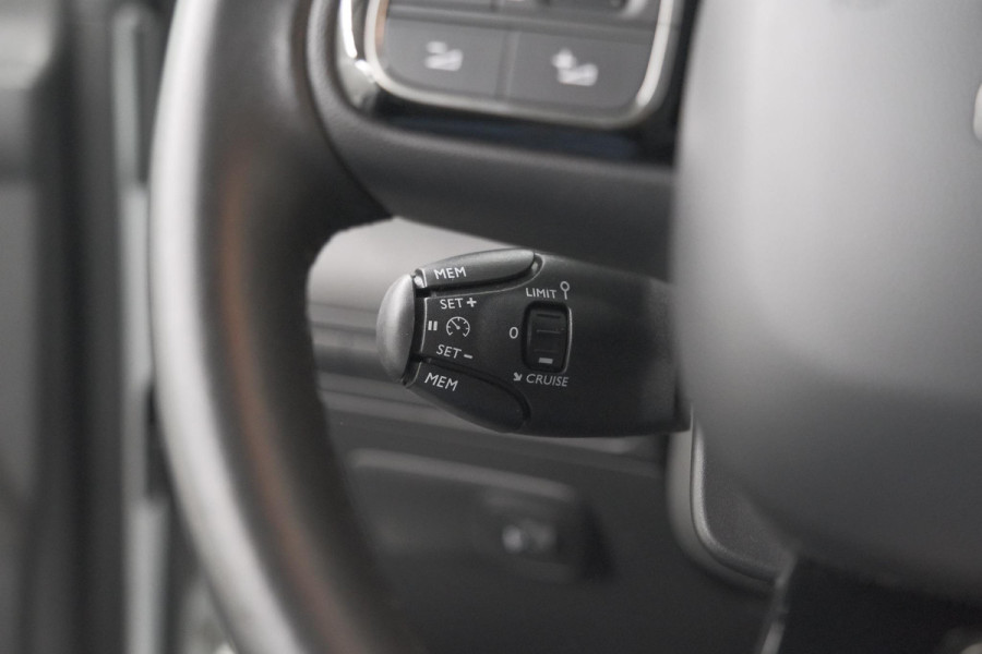 Citroën C3 Aircross PureTech 130 EAT6 Plus | Stoelverwarming | Parkeersensoren | Apple Carplay