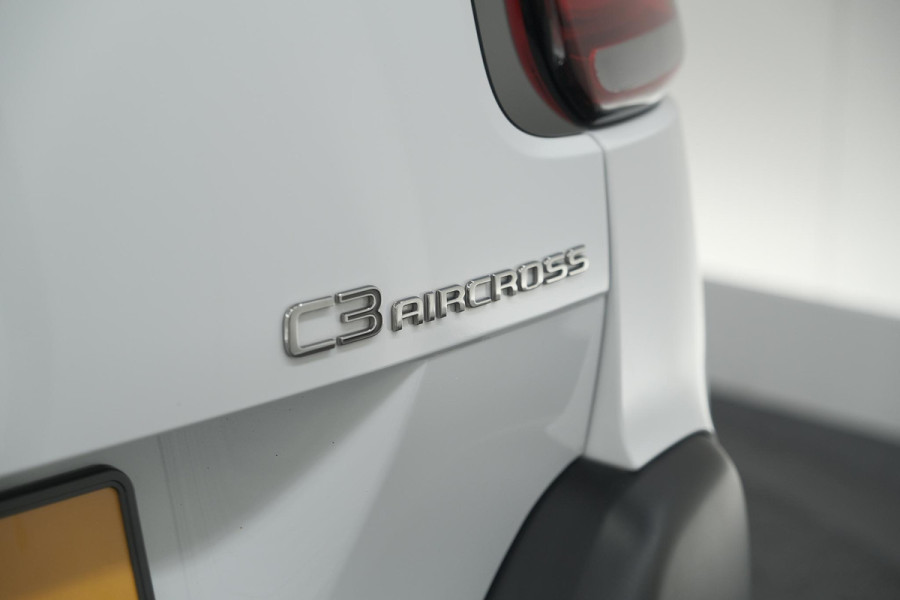 Citroën C3 Aircross PureTech 130 EAT6 Plus | Stoelverwarming | Parkeersensoren | Apple Carplay