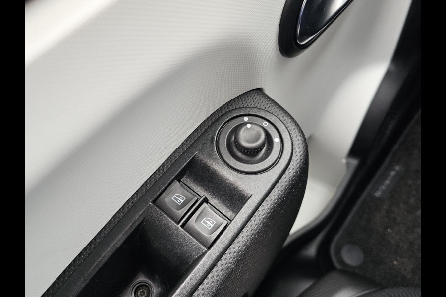 Renault Twingo 1.0 SCe Collection 2de eigenaar | Dealeronderhouden | Nette auto! | Airco | Led dagrijverlichting | aux/usb