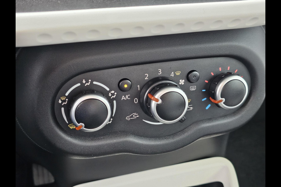 Renault Twingo 1.0 SCe Collection 2de eigenaar | Dealeronderhouden | Nette auto! | Airco | Led dagrijverlichting | aux/usb