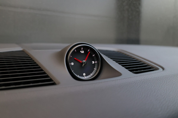 Porsche Cayenne 3.0 E-Hybrid Platinum Edition | NAP! | PANO | 360 | BOSE | LUCHTVERING | SOFT CLOSE | MEMORY | 22 INCH |