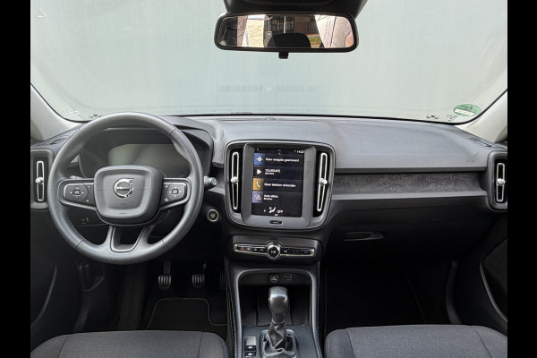 Volvo XC40 BWJ 2022 | 1.5 130PK T2 Momentum Core | TREKHAAK | CAMERA A | CLIMA | NAVI | PDC | CARPLAY |