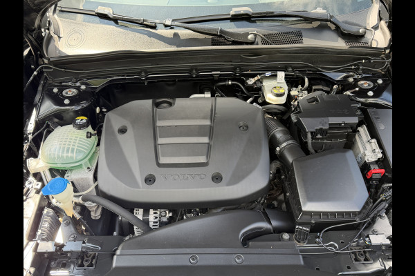 Volvo XC40 BWJ 2022 | 1.5 130PK T2 Momentum Core | TREKHAAK | CAMERA A | CLIMA | NAVI | PDC | CARPLAY |