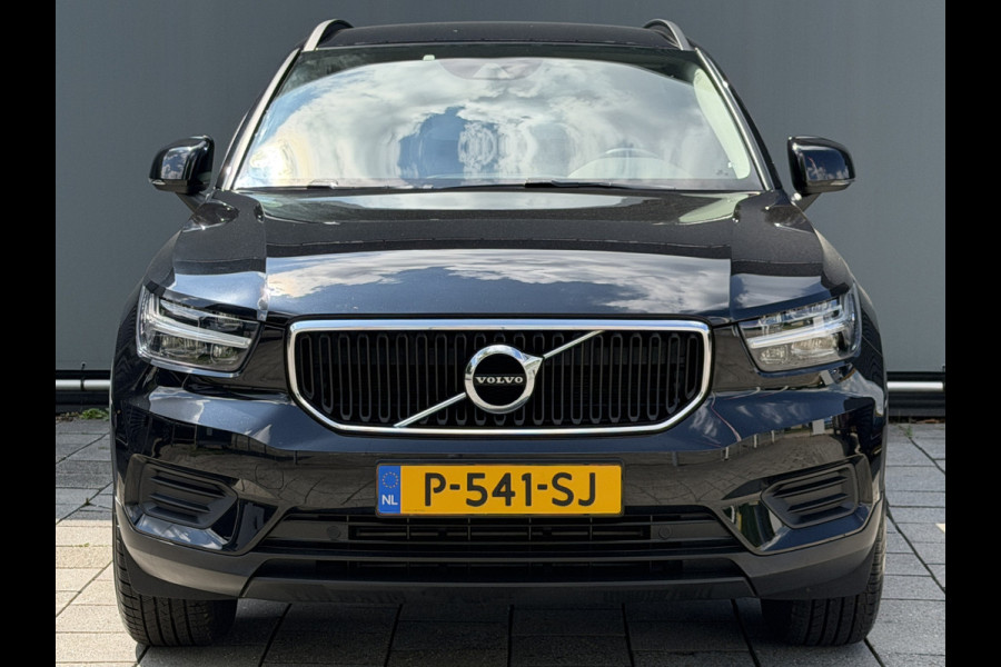 Volvo XC40 BWJ 2022 | 1.5 130PK T2 Momentum Core | TREKHAAK | CAMERA A | CLIMA | NAVI | PDC | CARPLAY |