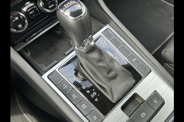 Škoda Superb Combi BWJ 12-2020 | 1.4TSI iV 218PK SPORT BUS. AUTOMAAT | CLIMA | STOELVERW | SPORTSTOELEN | PRIVACY GLASS | CARPLAY | NAVI | CAMERA A |