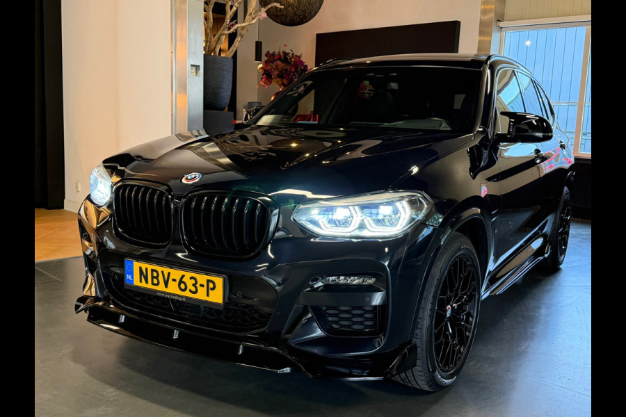 BMW X3 XDrive30e M Pack Panorama Carbon Camera