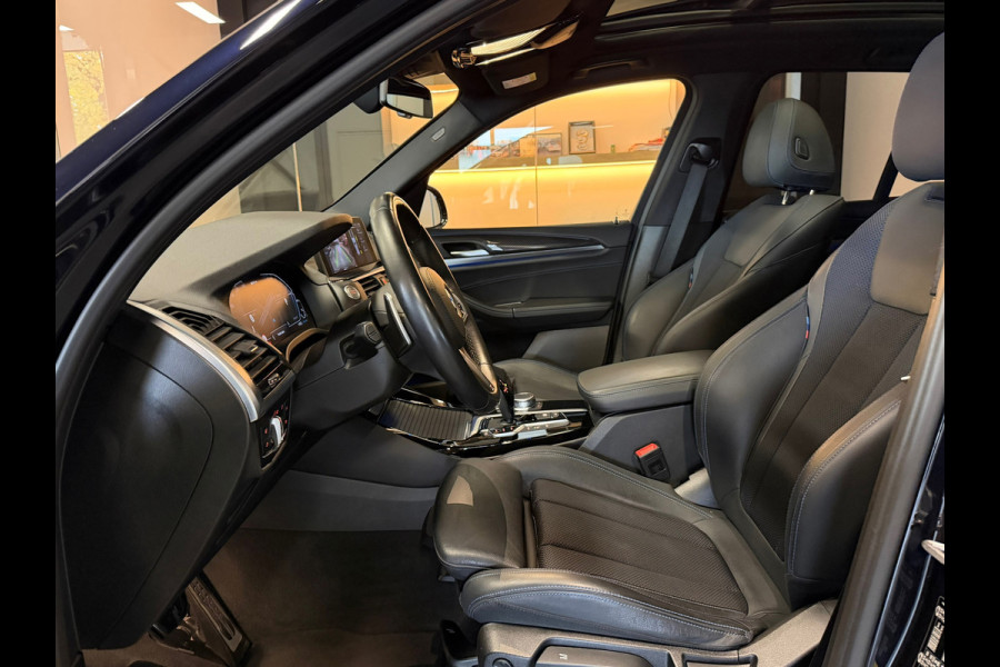 BMW X3 XDrive30e M Pack Panorama Carbon Camera
