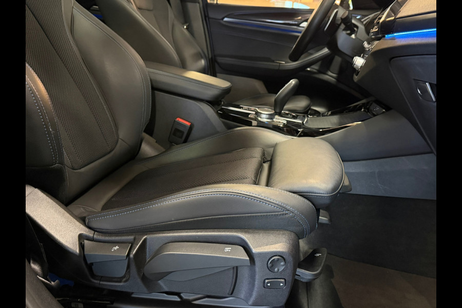 BMW X3 XDrive30e M Pack Panorama Carbon Camera
