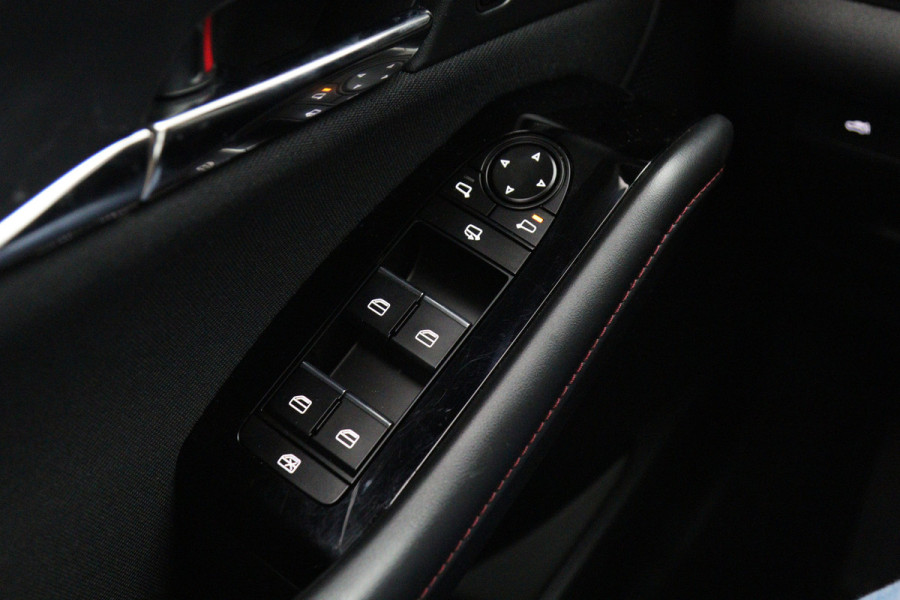 Mazda CX-30 2.5 e-SkyActiv-G M Hybrid Automaat Homura, Adap. Cruise Control, Stoelverwarming, Carplay