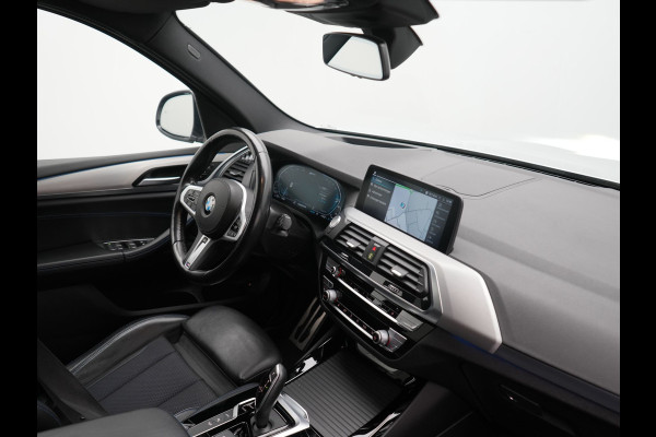 BMW X3 xDrive30e M Sport PHEV 293pk Dealer O.H | SOH 93% | Camera | Head Up | Sfeerverlichting | Sportstoelen & Stuur Verwarmd | Apple Carplay | Cruise Control | DAB | Navigatie | Virtual | 21"L.M | Plug In Hybrid |