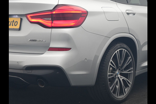 BMW X3 xDrive30e M Sport PHEV 293pk Dealer O.H | SOH 93% | Camera | Head Up | Sfeerverlichting | Sportstoelen & Stuur Verwarmd | Apple Carplay | Cruise Control | DAB | Navigatie | Virtual | 21"L.M | Plug In Hybrid |