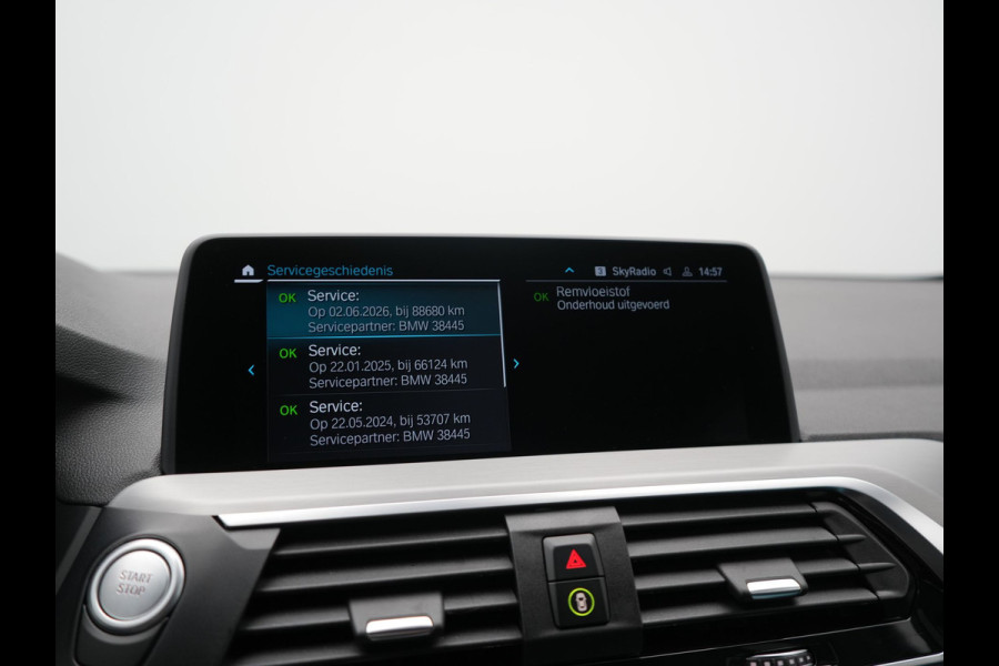 BMW X3 xDrive30e M Sport PHEV 293pk Dealer O.H | SOH 93% | Camera | Head Up | Sfeerverlichting | Sportstoelen & Stuur Verwarmd | Apple Carplay | Cruise Control | DAB | Navigatie | Virtual | 21"L.M | Plug In Hybrid |