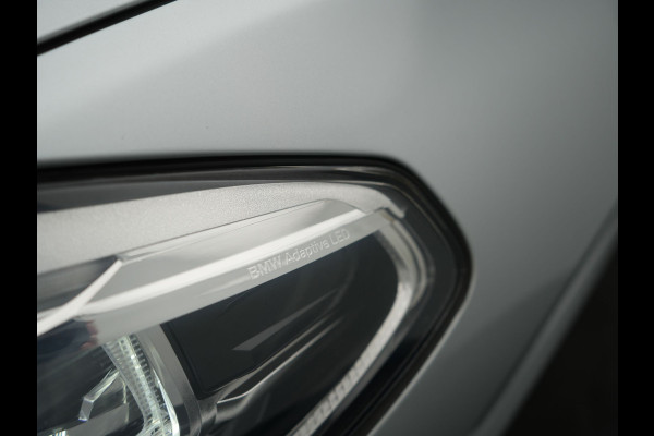 BMW X3 xDrive30e M Sport PHEV 293pk Dealer O.H | SOH 93% | Camera | Head Up | Sfeerverlichting | Sportstoelen & Stuur Verwarmd | Apple Carplay | Cruise Control | DAB | Navigatie | Virtual | 21"L.M | Plug In Hybrid |