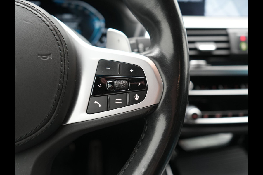 BMW X3 xDrive30e M Sport PHEV 293pk Dealer O.H | SOH 93% | Camera | Head Up | Sfeerverlichting | Sportstoelen & Stuur Verwarmd | Apple Carplay | Cruise Control | DAB | Navigatie | Virtual | 21"L.M | Plug In Hybrid |